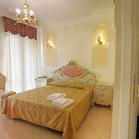 فندق Imperial 3*